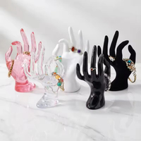 Présentoir de Bijoux Multicolore en Plastique et Velours pour Mannequins de Mains, Bagues et Bracelets