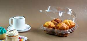 Bandeja reciclable de cuatro Magdalenas con tapa transparente con bisagras para visibilidad para servicio de alimentos y uso doméstico - Product Image 1