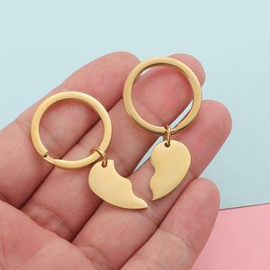 Porte-clés Cœur Puzzle Personnalisé Gravé au Laser en Métal Vierge pour DIY, Chaînes Souvenirs, Cadeau Saint-Valentin, Porte-clés de Couple en Gros - Product Image 2