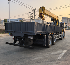 Truk Derek Jepang ISUZU VC66 VC61 8x4 <span class=keywords><strong>30</strong></span> <span class=keywords><strong>Ton</strong></span> dengan Derek Teleskopik Zoomlion 17.8/20m, Kontrol Knuckle/Remote, Derek 15 <span class=keywords><strong>Ton</strong></span> 20t.m, Gearbox 12600 KG - Product Image 3