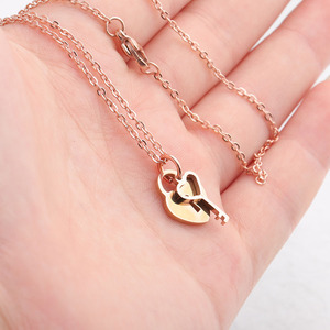 สร้อยคอจี้รูปหัวใจพร้อมกุญแจสแตนเลส Hainon สำหรับผู้หญิง รุ่น 574 - Product Image 4