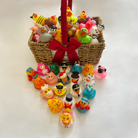 Baignoire assortie promotionnelle écologique mini bain en vinyle canards en caoutchouc Logo personnalisé bébé jouet animal lestée flottante course