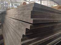 Panneau en fibre de bois super lisse 2-18 mm, âme noire, plaque en cristal de carbone, mélamine, MDF imperméable, HDF, style de conception moderne E1