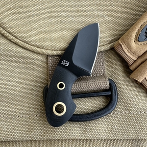 黒小型G10ハンドル屋外サバイバルミニネックレスネックポケットナイフKydexシース付き - Product Image 1