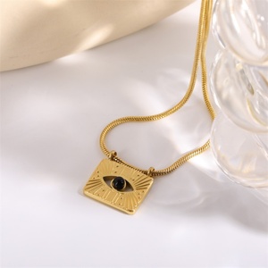 Collier pendentif œil porte-bonheur rectangulaire en acier inoxydable plaqué or 18 carats avec chaîne à maillons, cadeau pour femme pour mariage, anniversaire, fiançailles, fête - Product Image 3