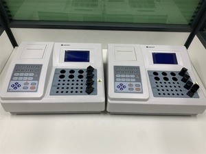 Appareil portable de test de <span class=keywords><strong>coagulation</strong></span> sanguine pour une analyse clinique rapide avec un design <span class=keywords><strong>compact</strong></span> - Product Image 5