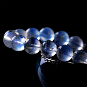 Bracelet en pierre de lune blanche naturelle indienne, verre de glace, lumière bleue intense, collection femme, bracelet à anneau unique en cristal - Product Image 2