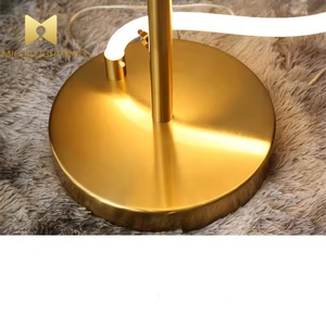 โคมไฟตั้งพื้นทำจากซิลิโคนลายโน้ตดนตรียาวสำหรับตกแต่งห้องนั่งเล่นดีไซน์เรียบง่ายนอกจากนี้ยังมีไฟ LED พื้นทันสมัย - Product Image 6