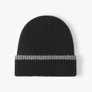<span class=keywords><strong>Cappello</strong></span> da donna in lana Jacquard <span class=keywords><strong>cappello</strong></span> da donna in velluto a prova di freddo con <span class=keywords><strong>cappello</strong></span> a doppia faccia lavorato a maglia - Product Image 6