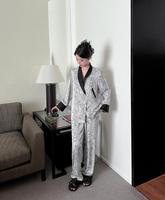 Pyjama en satin pour femmes RUIYI, luxueux, rayé noir et blanc, col en V, pour l'été/l'automne/le printemps, robe de nuit sexy pour filles tendance