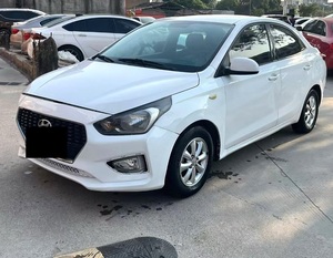 Hyundai Accent Sedán Usado 2018 1.4L 95HP Automático 5 Asientos Volante a la Izquierda Color Blanco - Product Image 4