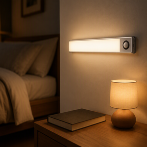 Lampada LED Ricaricabile con Sensore di Movimento, Luce <span class=keywords><strong>da</strong></span> Parete Magnetica Tipo C Senza Cablaggio per Armadi, Guardaroba, Cucina, Interni - Product Image 6