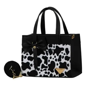 Bolso Cruzado Fana Fina Lara Vaca de Cuero Genuino Estilo Vintage para Dama con Correa Única, Forro de PU, Cierre, Diseño Geométrico e Impermeable con Cadenas - Product Image 4