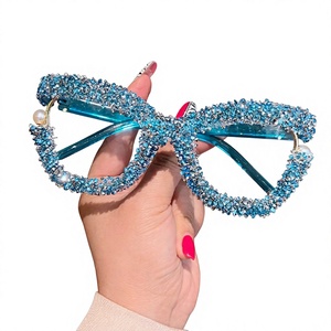 Lunettes d'ordinateur surdimensionnées carrées entièrement ornées de diamants pour femmes, options bleu, rouge, rose, noir avec monture métallique élégante - Product Image 1