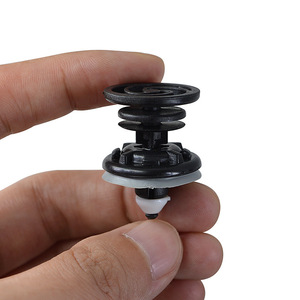 Clips de panneaux insonorisants pour voiture D226 anti-vibration, en plastique TPEEPP pour l'intérieur des portes, compatibles Volkswagen Sagitar, Magotan, Tiguan, Touran, Golf - Product Image 3