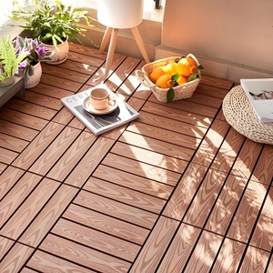 Tarima de Madera Plástica para Exteriores con Relieve 3D, Color Burlywood, 30*30*2.3cm, para Terraza, Patio - Product Image 1