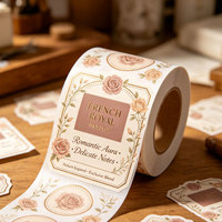 Étiquettes autocollantes personnalisées de luxe pour parfums, résistantes à l'huile et à l'alcool, en vinyle imperméable, avec logo imprimé, adhésives
