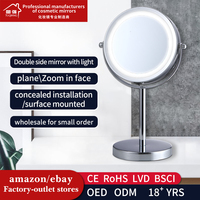 Miroir de maquillage grossissant double face avec éclairage LED personnalisé, finition chromée, design de bureau durable, rotation à 360°