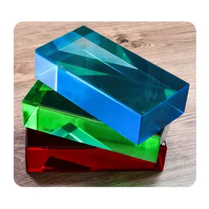 有色玻璃砖精细抛光实心水晶玻璃砖块供应商耐火压花激光雕刻玻璃砖