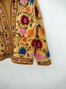 เสื้อแจ็คเก็ตปักลายซูซานีทำมือ เสื้อผ้าฤดูหนาว สไตล์โบฮีเมียน ผ้ากำมะหยี่ คุณภาพสูง ดีไซน์เนอร์ คอลเลคชั่นใหม่ ยูนิเซ็กส์ สวมใส่สบาย - Product Image 6