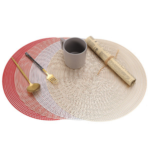 Manteles Individuales Nórdicos de Cuero Calado de 15 Pulgadas, Antideslizantes, Resistentes al Calor, Ecológicos, Personalizables y Metálicos - Product Image 2