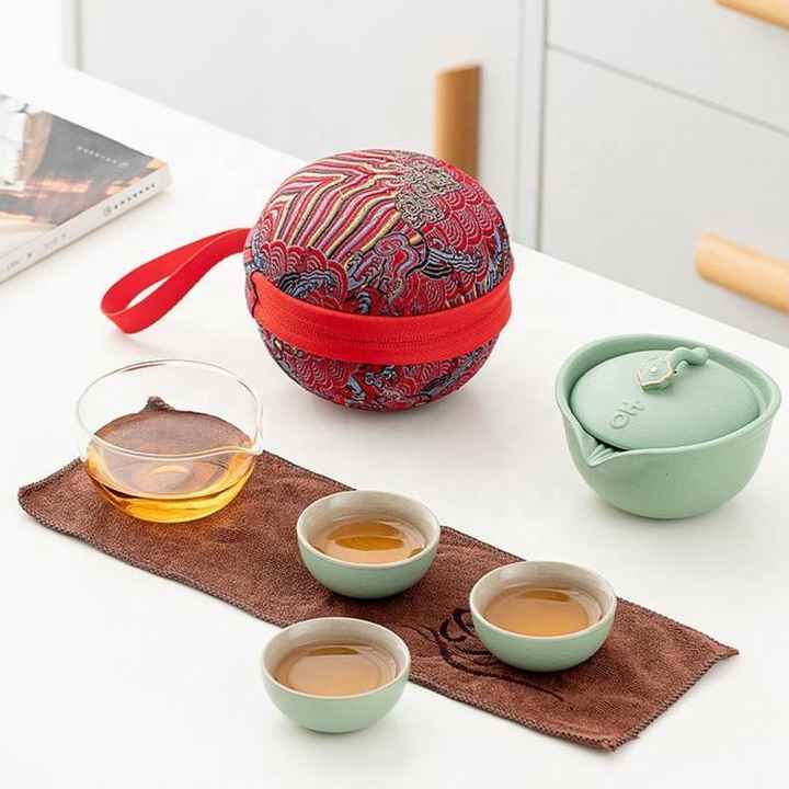 Portable All in One Gift Bag Outdoor Chinese Tea Pot Cup Set Travel Ceramic Tea Set Porcelain Teapot