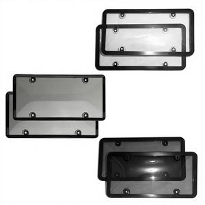 Cubierta Universal Ahumada y Polarizada para Placa de Matrícula con Marco de Acrílico Protector para Accesorios de Auto de EE. UU. - Product Image 1