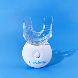 Apparecchio ortodontico in silicone per la protezione dei denti molari, con strumento per la cura dentale e supporto per la posizione della fibbia della lampada. - Product Image 1