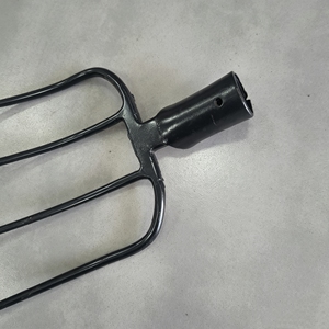 Fourche <span class=keywords><strong>à</strong></span> <span class=keywords><strong>4</strong></span> <span class=keywords><strong>Dents</strong></span> de Haute Qualité et Durable, Couleur Noire, pour Utilisation Agricole et Équine - Product Image 3