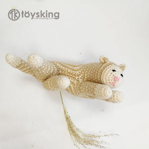 Gatito de Peluche <span class=keywords><strong>Amigurumi</strong></span> Hecho a Mano, Juguete de Gato de Ganchillo Personalizado con Hilo de Visón Suave |   Regalo Único para Niños y Amantes de los Gatos - Product Image 4