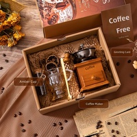 Coffret Cadeau Kit Café Portable – Tasse de Voyage en Acier Inoxydable, Moulin Manuel, Sac à Grains – Combinaison Personnalisée pour le Camping