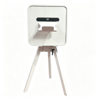 Cabina de Fotos con Pantalla Táctil de Madera Blanca, Kiosco de Selfies con Cámara DSLR Basado en iPad, Cabina de Fotos para Bodas y Eventos para Alquiler en Fiestas