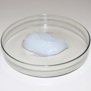 Graisse imperméable SVKV pour systèmes d'entraînement et engrenages industriels - Product Image 1