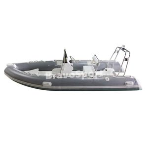 RIB 520, Bote Neumático Rígido de Fibra de Vidrio con Barra Antivuelco de Acero Inoxidable en Venta - Product Image 6