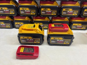 Batería de Alta Capacidad de 60V 9.0Ah Compatible con la Serie Dewalt FlexVolt, Perfecta para Herramientas de Trabajo Pesado - Product Image 4