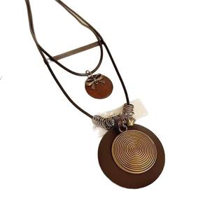 Collar Largo con Colgante de Aleación de Zinc Estilo Chino, Diseño Geométrico con Patrón de Leopardo, Étnico y en Capas, para Mujer, Moda para las Cuatro Estaciones - Product Image 5