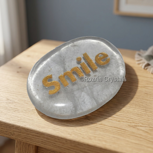 Colgante de Ágata Grabada con la Palabra Sonrisa, Piedra Curativa de Tres Piedras, Estilo Clásico, Regalo de Boda en Oferta - Product Image 2