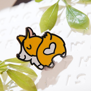 Épinglette en émail personnalisée LGC, mignon dessin animé <span class=keywords><strong>Corgi</strong></span> avec cœur, badge en métal pour collectionneur - Product Image 1