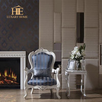 Fauteuil d'appoint de luxe au design traditionnel, structure en bois, housse amovible et rangement pour la maison, la chambre, l'appartement, l'hôtel