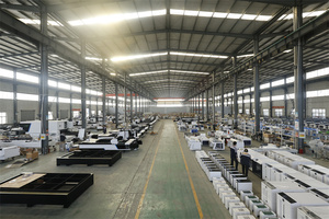 <span class=keywords><strong>LASERMAX</strong></span> Machine de découpe de tuyaux Gi biseautée Matériau à queue courte Diamètre de 15mm à 230mm Machine de tournage de tuyaux CNC - Product Image 5