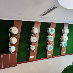 <span class=keywords><strong>Tuyau</strong></span> <span class=keywords><strong>d</strong></span>'<span class=keywords><strong>arrosage</strong></span> en PVC de haute qualité pour jardin, <span class=keywords><strong>enrouleur</strong></span> automatique rétractable, 20 m, montage mural - Product Image 5