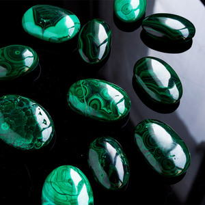 Pietre di Malachite Naturale YINGLAI all'Ingrosso, Cristalli a Tema Amore per Guarigione e Benessere - Product Image 6