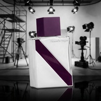[CONCEPTION GRATUITE] Nouvelle Vague Flacon de parfum à rayures diagonales géométriques, flacon pulvérisateur en verre à capuchon carré, 10K pour 5 couleurs disponibles