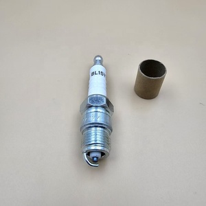 Bougie d'allumage de moto de qualité supérieure en gros RC12YC P10Y BL15Y pour pièces de moteur de moto - Product Image 3