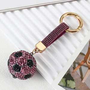 Nouveau Porte-clés de Football en Métal avec Strass, Pendentif Artisanal Tendance 2026, Accessoire Sportif, Petit Cadeau Jouet - Product Image 5