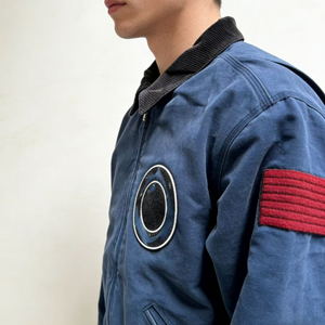 Blouson bomber personnalisé avec logo brodé, <span class=keywords><strong>bleu</strong></span> <span class=keywords><strong>marine</strong></span>, toile de coton cirée 16 oz, pour homme - Product Image 1