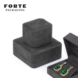 Boîte à bijoux de luxe personnalisée FORTE, boîte cadeau pour collier, bague, bracelet, emballage de bijoux en daim avec logo - Product Image 6