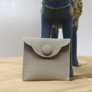 Venta al por mayor anillo collar de <span class=keywords><strong>la</strong></span> joyería de almacenamiento de bolsa de perlas de joyería de bolsa de cuero con encaje - Product Image 2