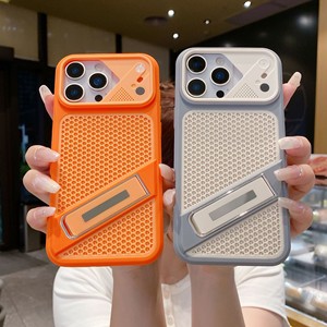 เคสกันกระแทกและป้องกันรอยนิ้วมือ พร้อมขาตั้งแบบซ่อน ดีไซน์หรูหรา ระบายความร้อนได้ดี สำหรับ iPhone 18 17 16 15 14 13 Pro Max - Product Image 3