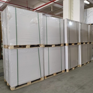 Papel Cartulina Blanco Brillante de Tamaño Personalizado, 300gsm, Cartón Dúplex con Reverso Blanco para Impresión de Etiquetas Colgantes y Bolsas de Compra, Precio de Fábrica - Product Image 3
